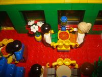 LEGO Truck Caf&eacute; 8-1
